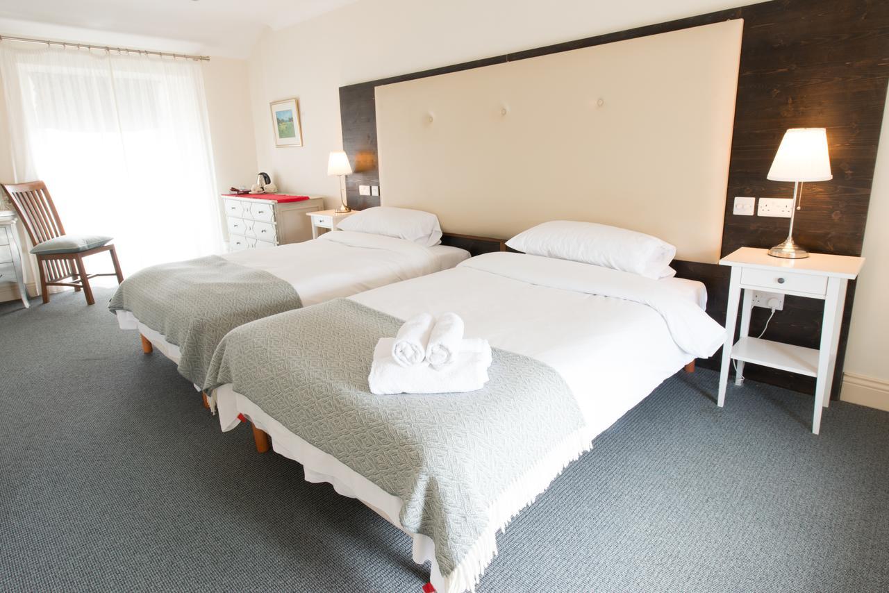 Connemara Lake Hotel 우그테라드 외부 사진